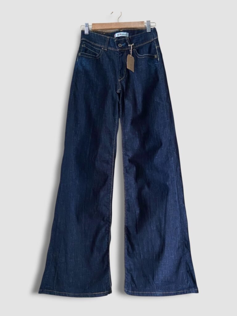 jean levi's 474 loose fit wide leg face