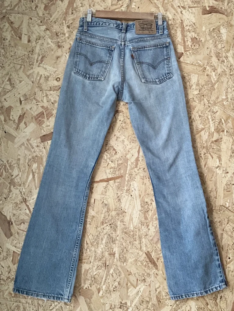 jean levi's vintage 646 bootcut w27 dos
