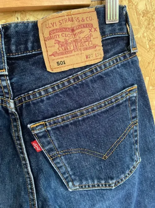 jean vintage levis 501 straight 90s red tab