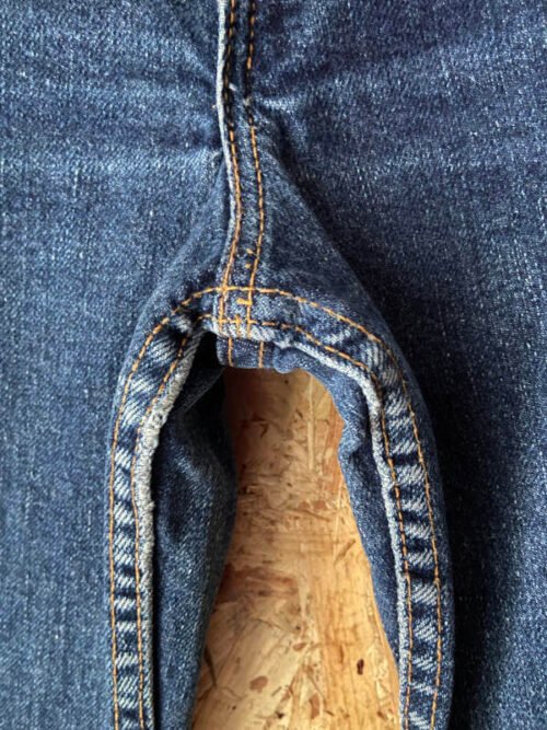 jean vintage levis 518 taille basse superlow bootcut entrejambe