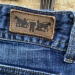 jean levi's 565 vintage 2000 wide leg patch