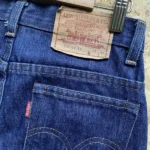jean vintage levis 607 bootcut w29 70s bleu brut etiquette cuir