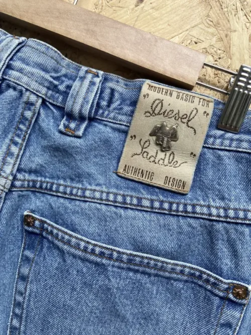 jean vintage diesel saddle 90s w30 made in italy etiquette cuir