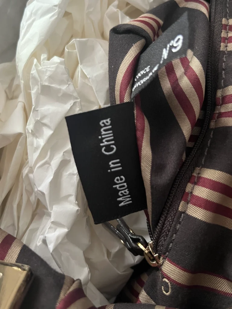 sac coccinelle etiquette interieur
