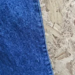 jean vintage bonaventure bleu années 80/90 taille haute coupe mom un accroc sur la jambe droite en bas