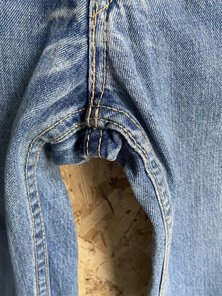 jean levi's 929 vintage entrejambe