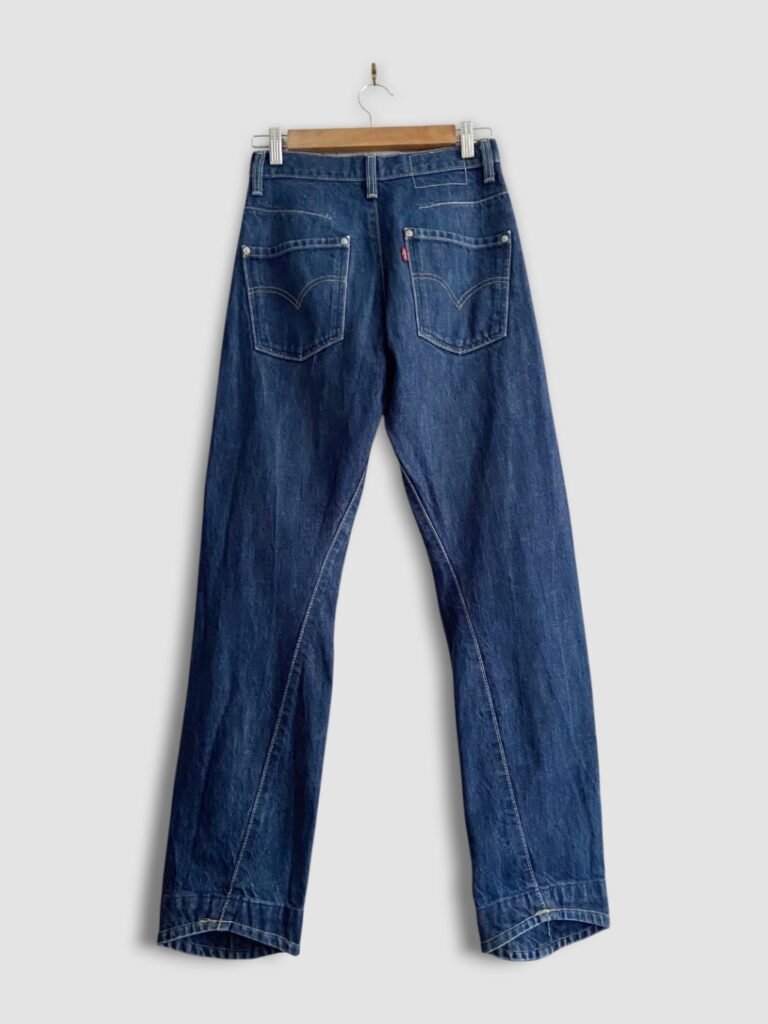 Levi's 835 engineered coutures tournantes W27 Y2K dos