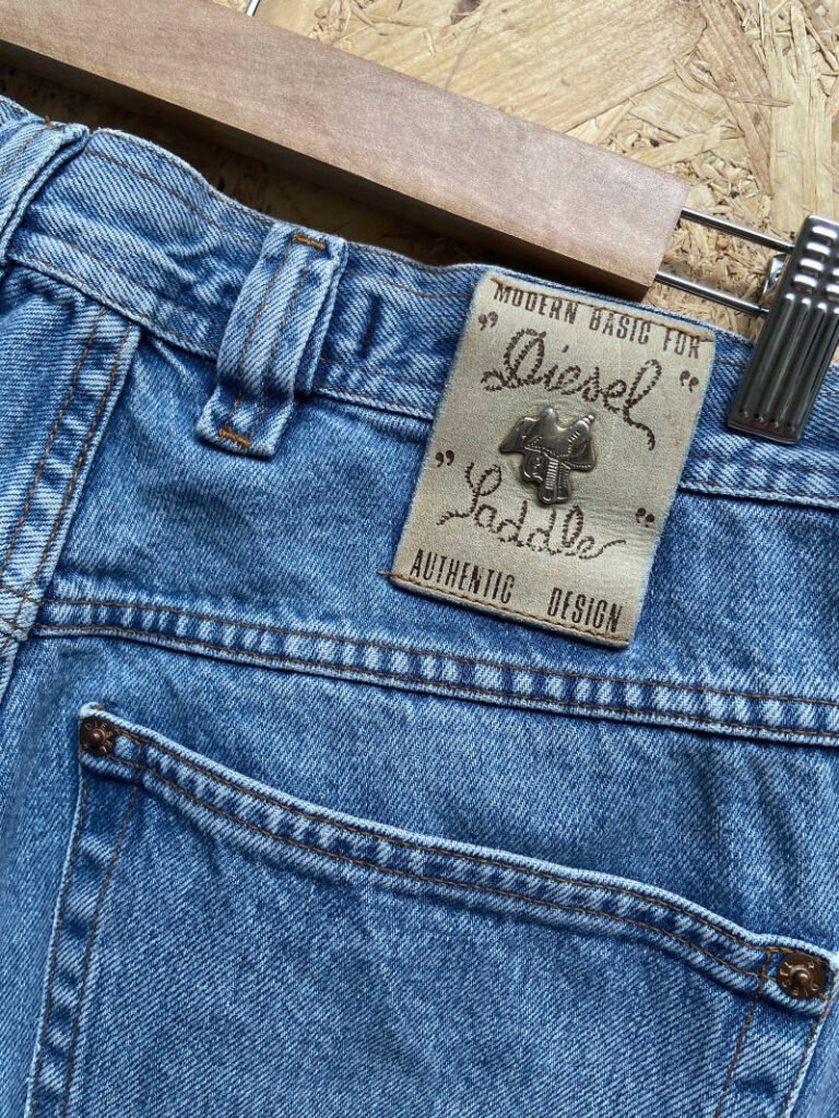 jeanvintage diesel saddle W30 etiquette cuir arrière
