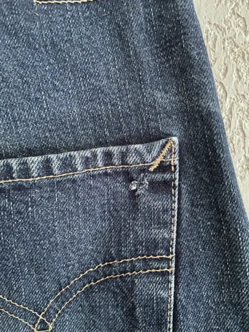 jort levis engineered vintage années 2000 défaut