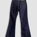 jean levi's vintage 2000s booty flare fit W29 dos