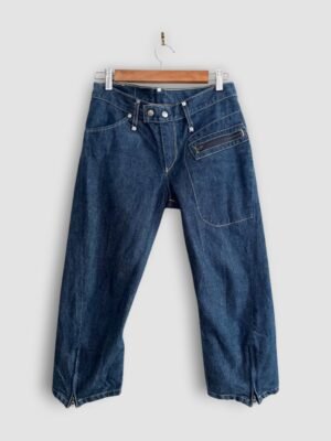 capri levis engineered vintage Y2K face
