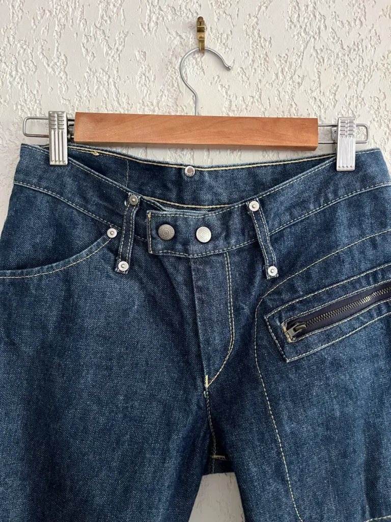 capri levis engineered vintage Y2K taille