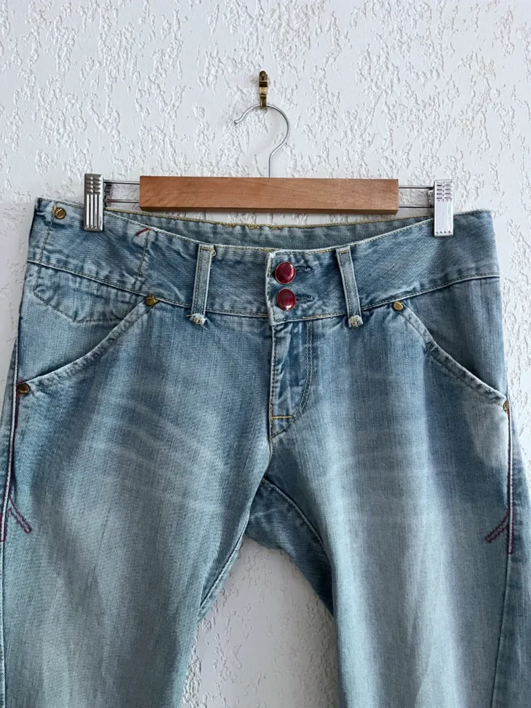 jean levi's engineered Y2K bootcut taille